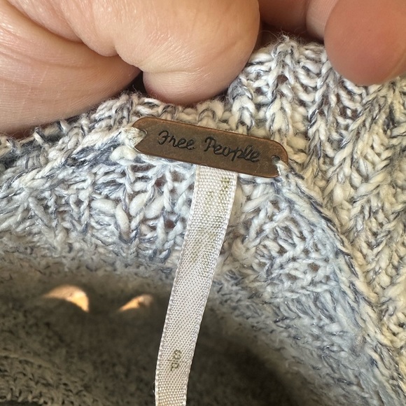 Free People Gray Crew Neck Sweater Cozy Knit - Picture 3 of 4